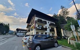 Albergo Bar Ristorante Dolomia